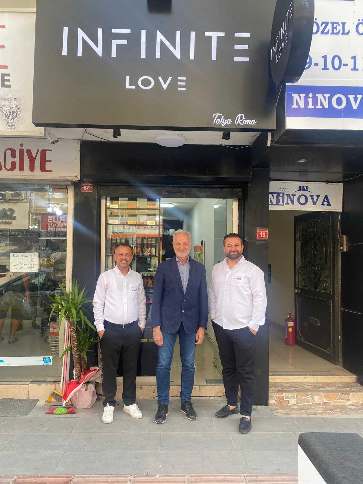 İTSO Başkanı Levent Hakkı Yılmaz INFINITE LOVE İşletmesini Ziyaret Etti